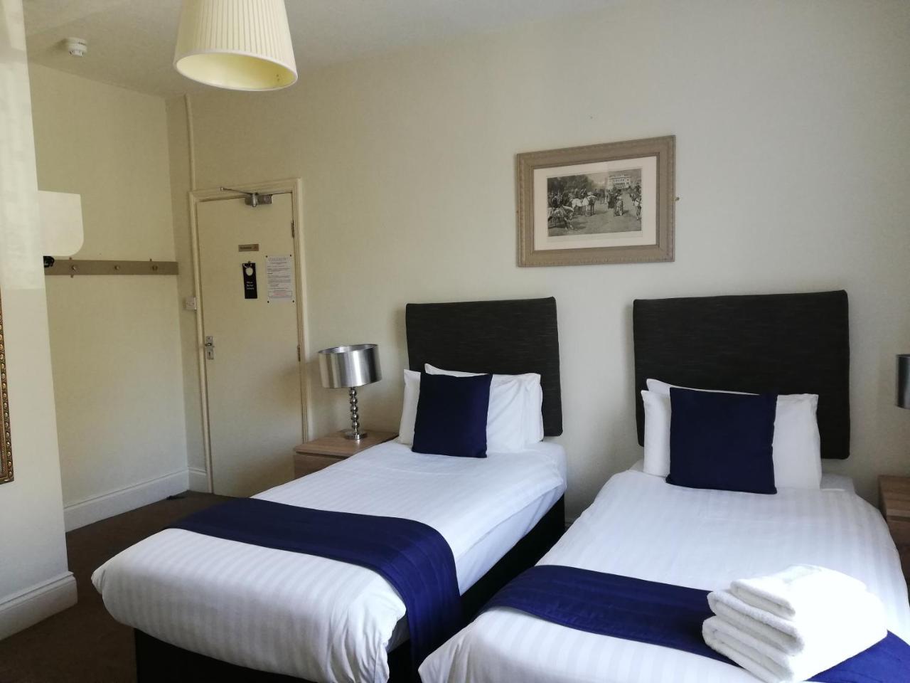 Bed and Breakfast The Claremont Woodhall Spa Exteriér fotografie